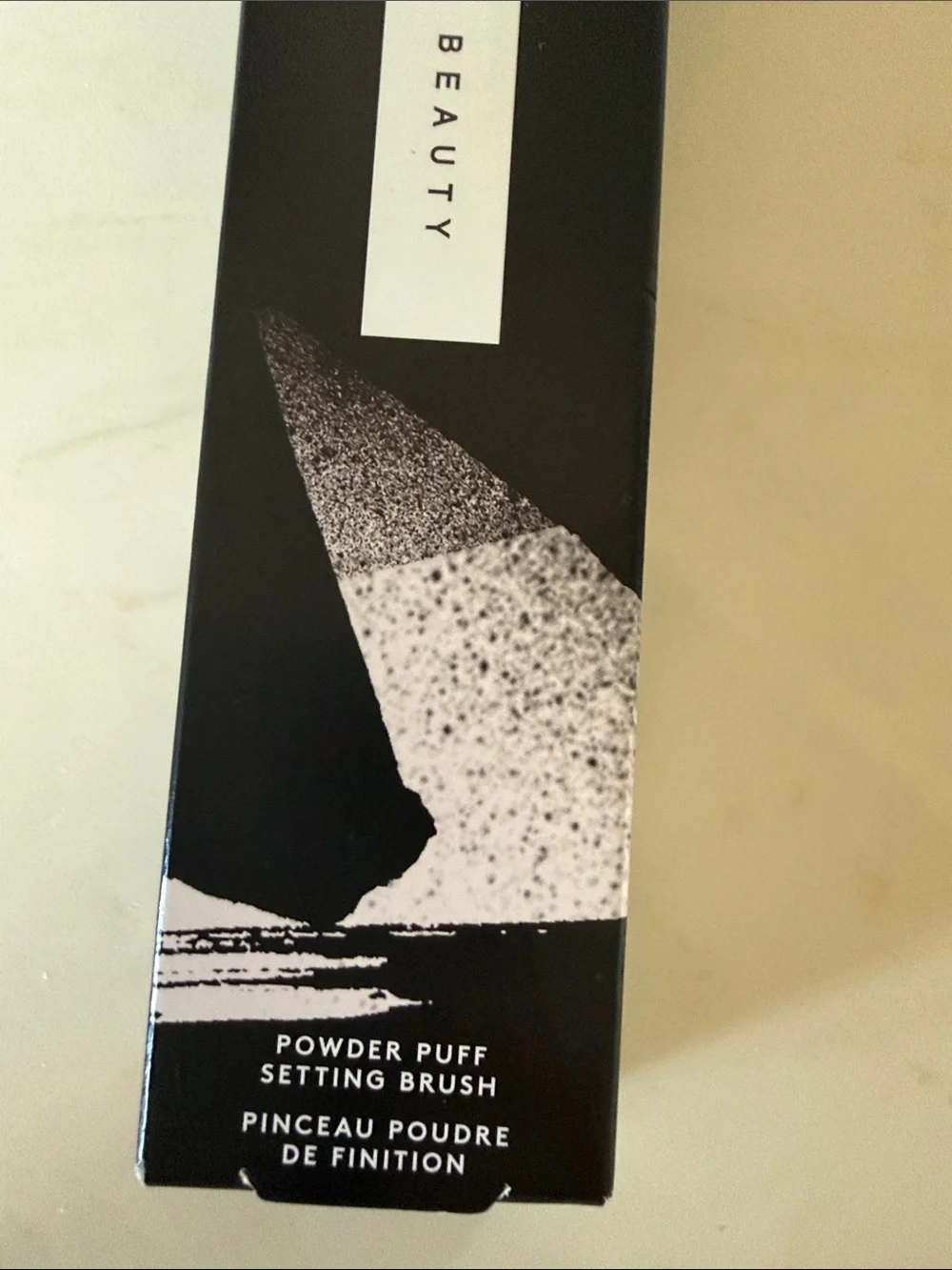 Fenty Beauty Powder Puff Setting Brush - Blush